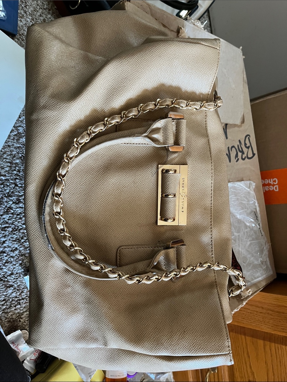 Ivanka Trump. Metallic Gold Chain-Handle Shoulder Bag